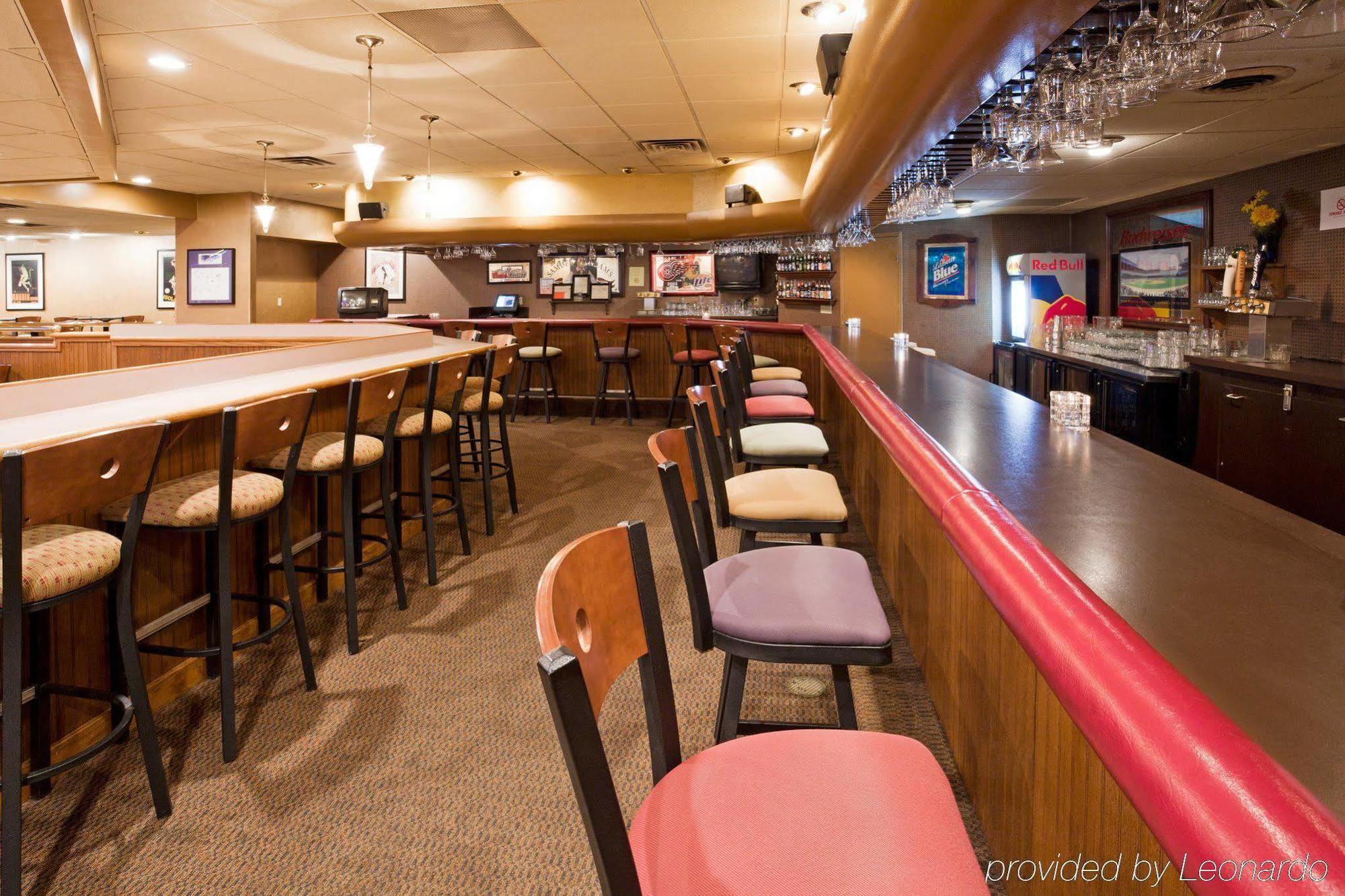 Holiday Inn Marquette By Ihg Restoran fotoğraf