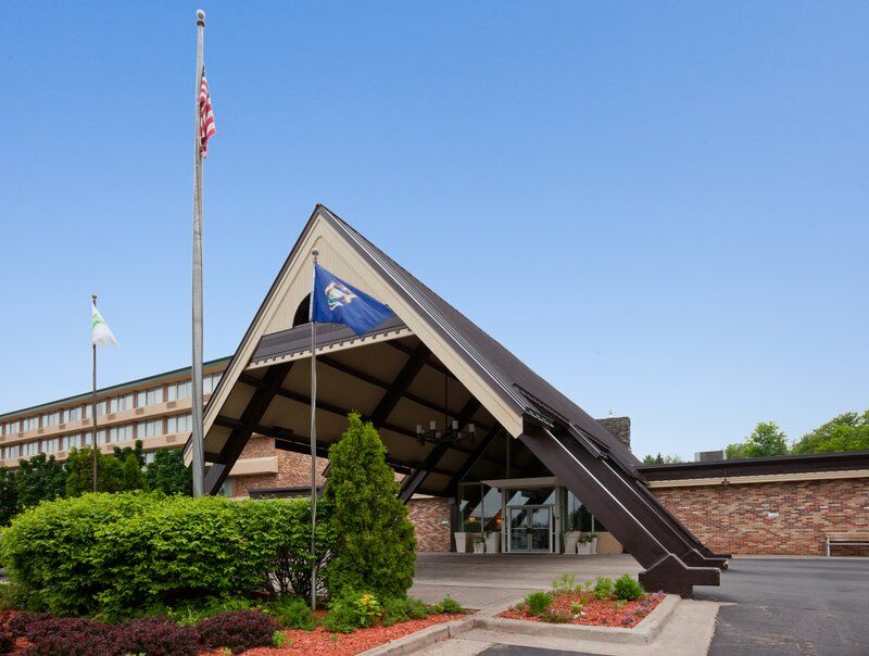 Holiday Inn Marquette By Ihg Dış mekan fotoğraf